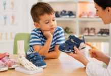 Iskolakezdés és ovi: Kell-e minden gyereknek szupinált szandál, vagy csak divat lett?